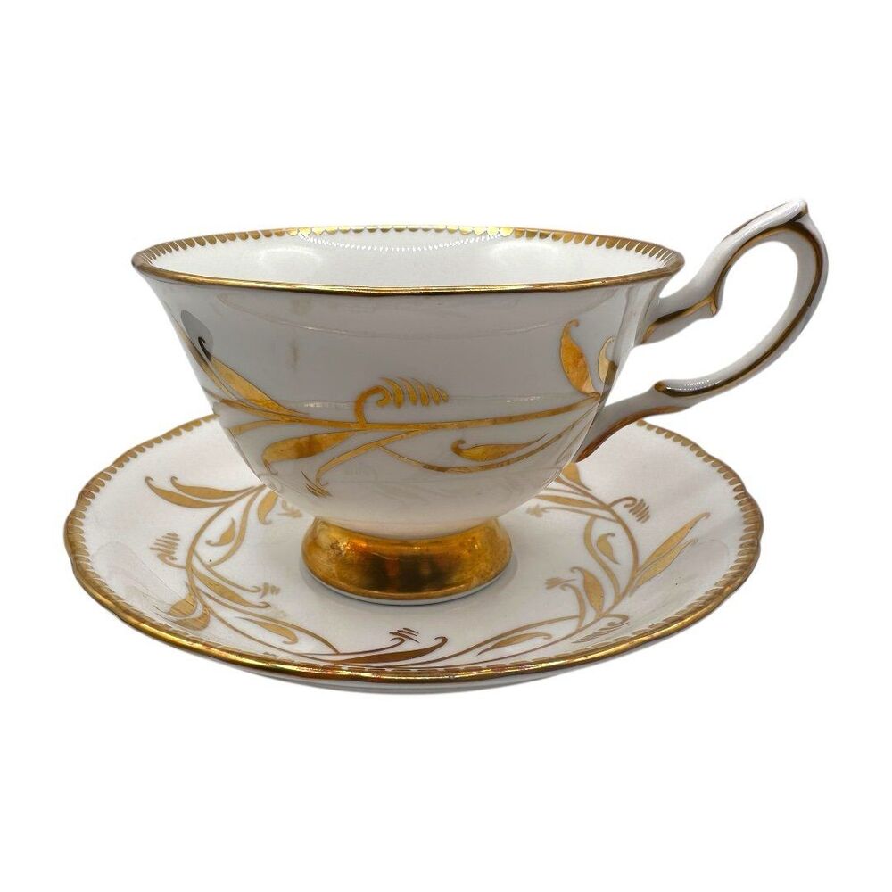 Royal Chelsea English Bone China Tea Cup & Saucer Set